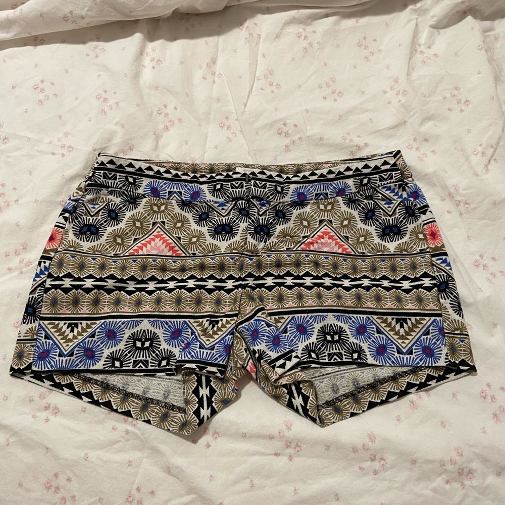Hidden closure Old Navy summer shorts size2